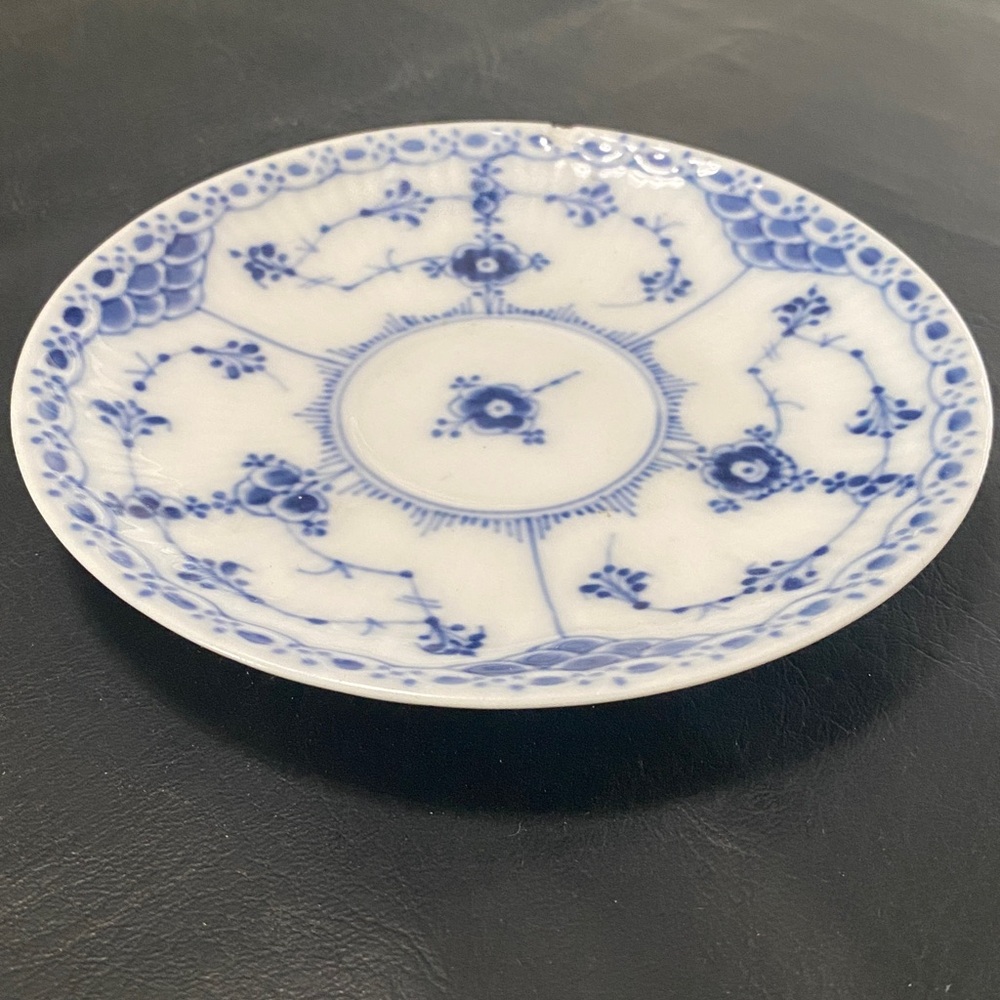 Royal Copenhagen Blue Fluted Half Lace 653 Plates 5" 1923 -1934 Danish Porcelain - Picture 7 of 8